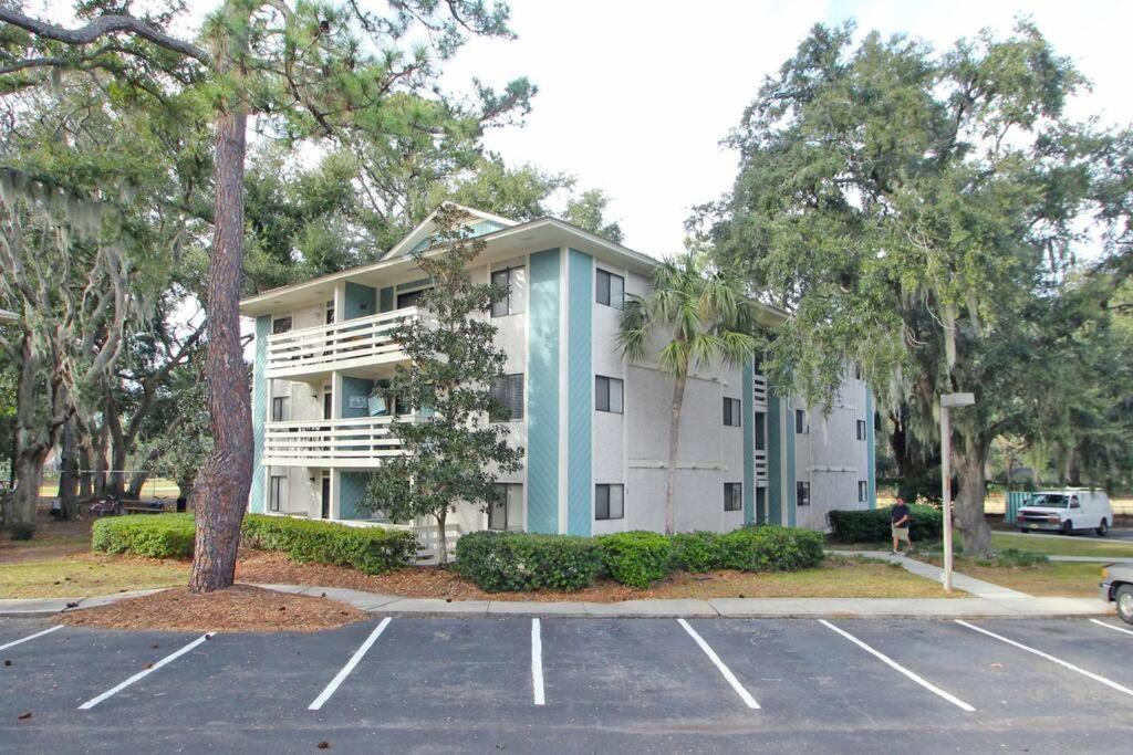 Cute 2 Bedroom, 2 Bath Condo At Folly Field Beach هيلتون رئيس جزيرة المظهر الخارجي الصورة