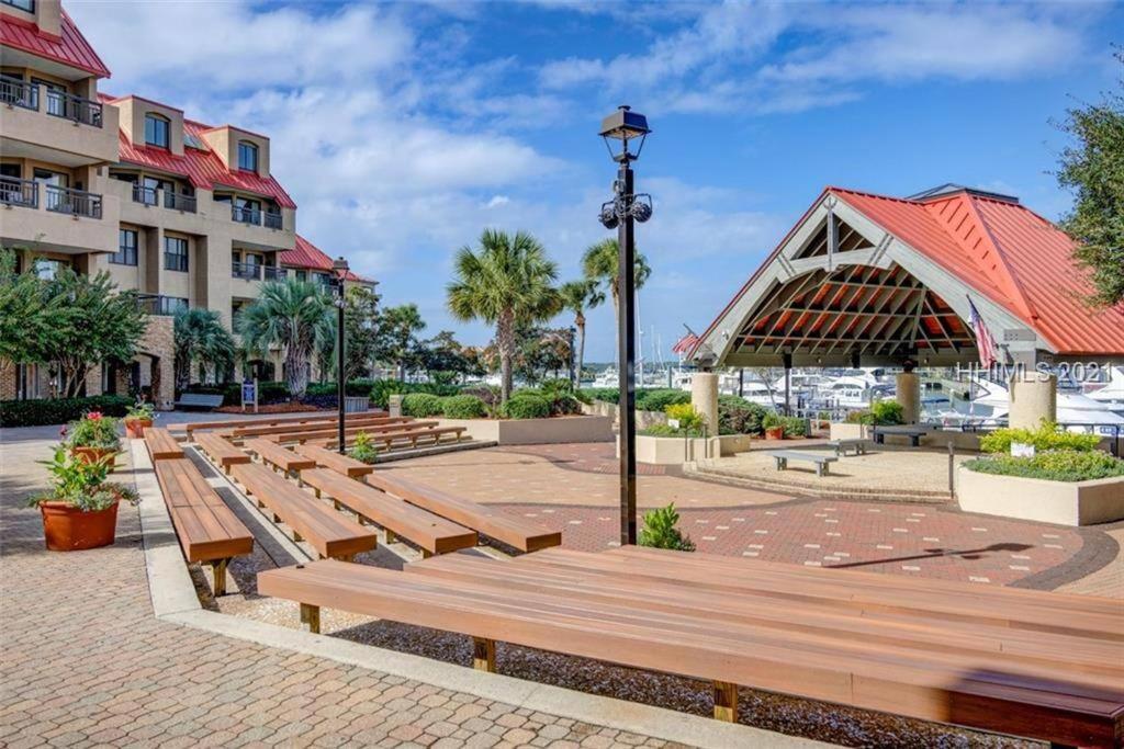 Cute 2 Bedroom, 2 Bath Condo At Folly Field Beach هيلتون رئيس جزيرة المظهر الخارجي الصورة